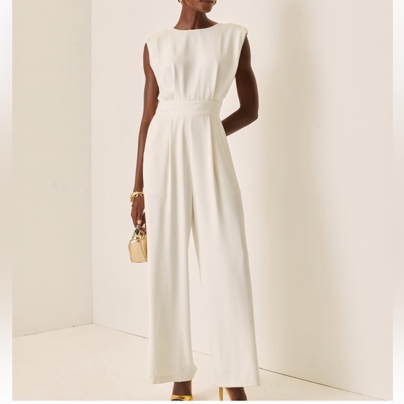 Fehaute Pants - Fehaute white sleeveless jumpsuit new size 6